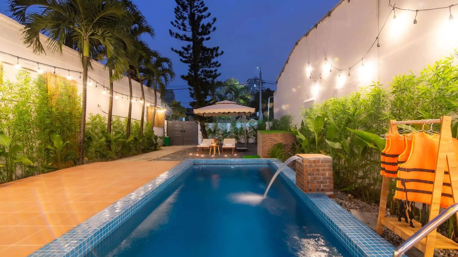 Villa The Querencia Tranquila 400M Mykhe Beach Da Nang Vietnam