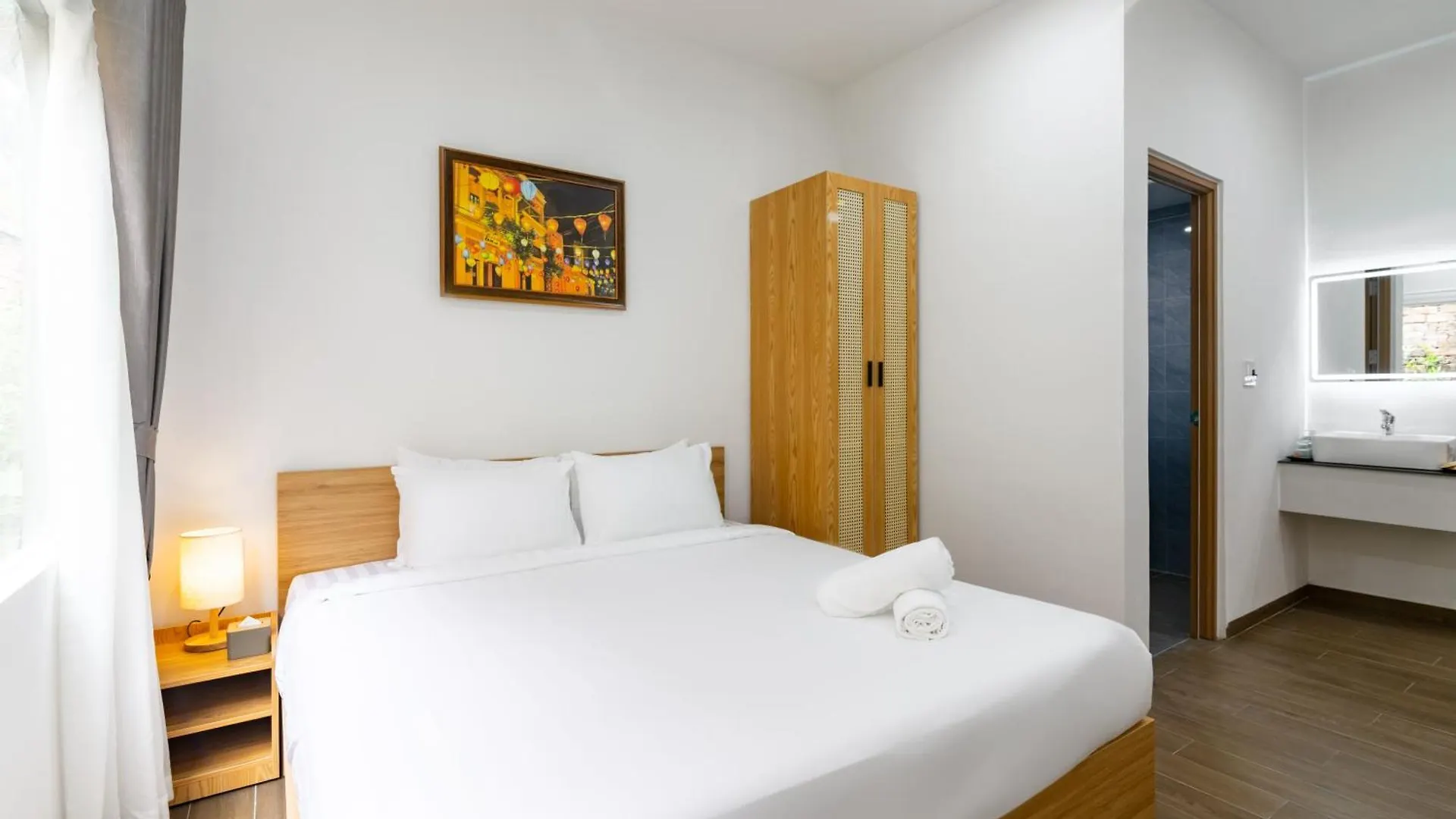 Villa The Querencia Tranquila 400M Mykhe Beach Da Nang