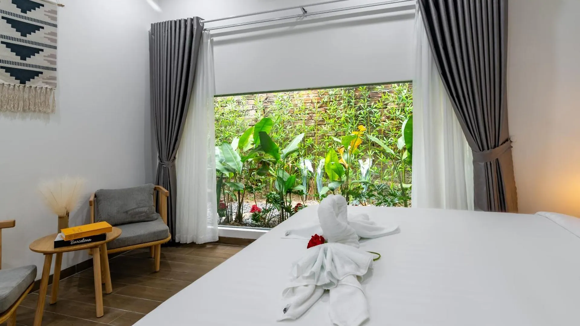 The Querencia Tranquila 400M Mykhe Beach Da Nang 0*,  Vietnam